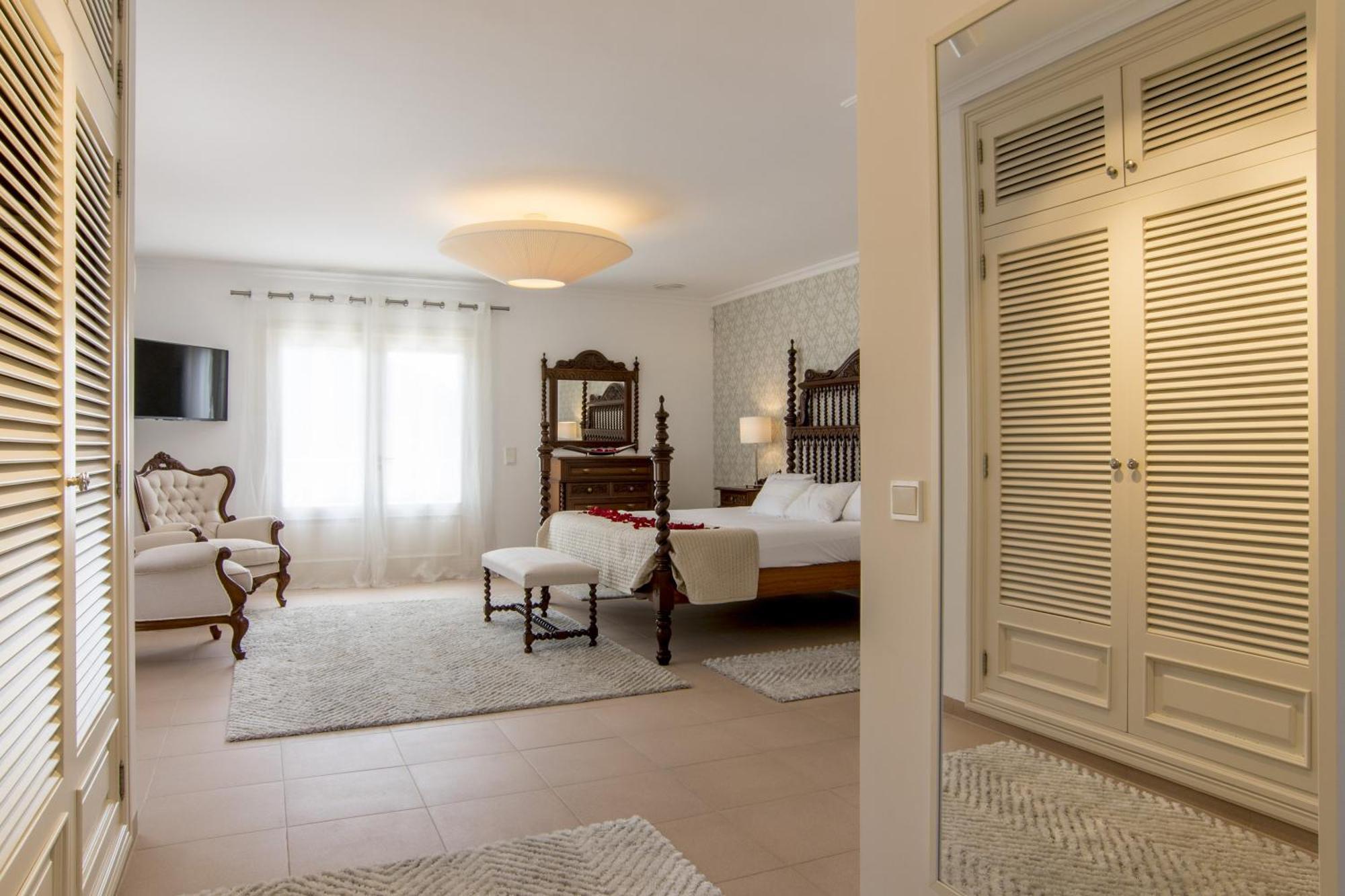 Sheretat Villa *